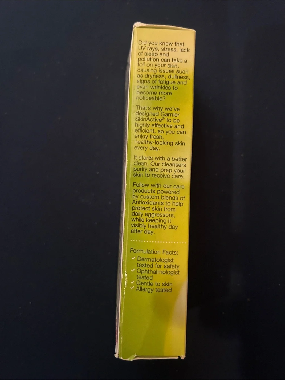 Garnier Clearly Brighter Anti-Puff Eye Roller — Green